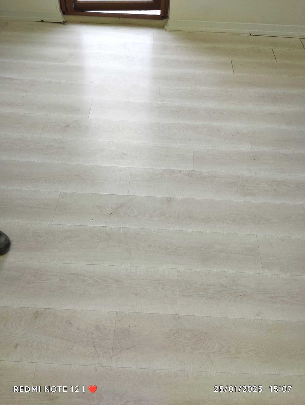 Defolu 2.el sorunsuz temiz laminant parkeler mevcuttur